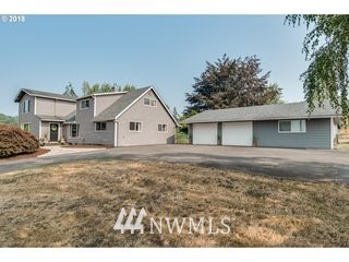 402 Witherbee Road Kelso, WA 98626 - Photo 2 of 25 Gallery Image 2