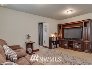 402 Witherbee Road Kelso, WA 98626 - Photo 23 of 25 Gallery Image 23