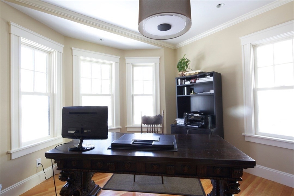 77 Highland Road Somerville, MA 02144 - Photo 12 of 25
