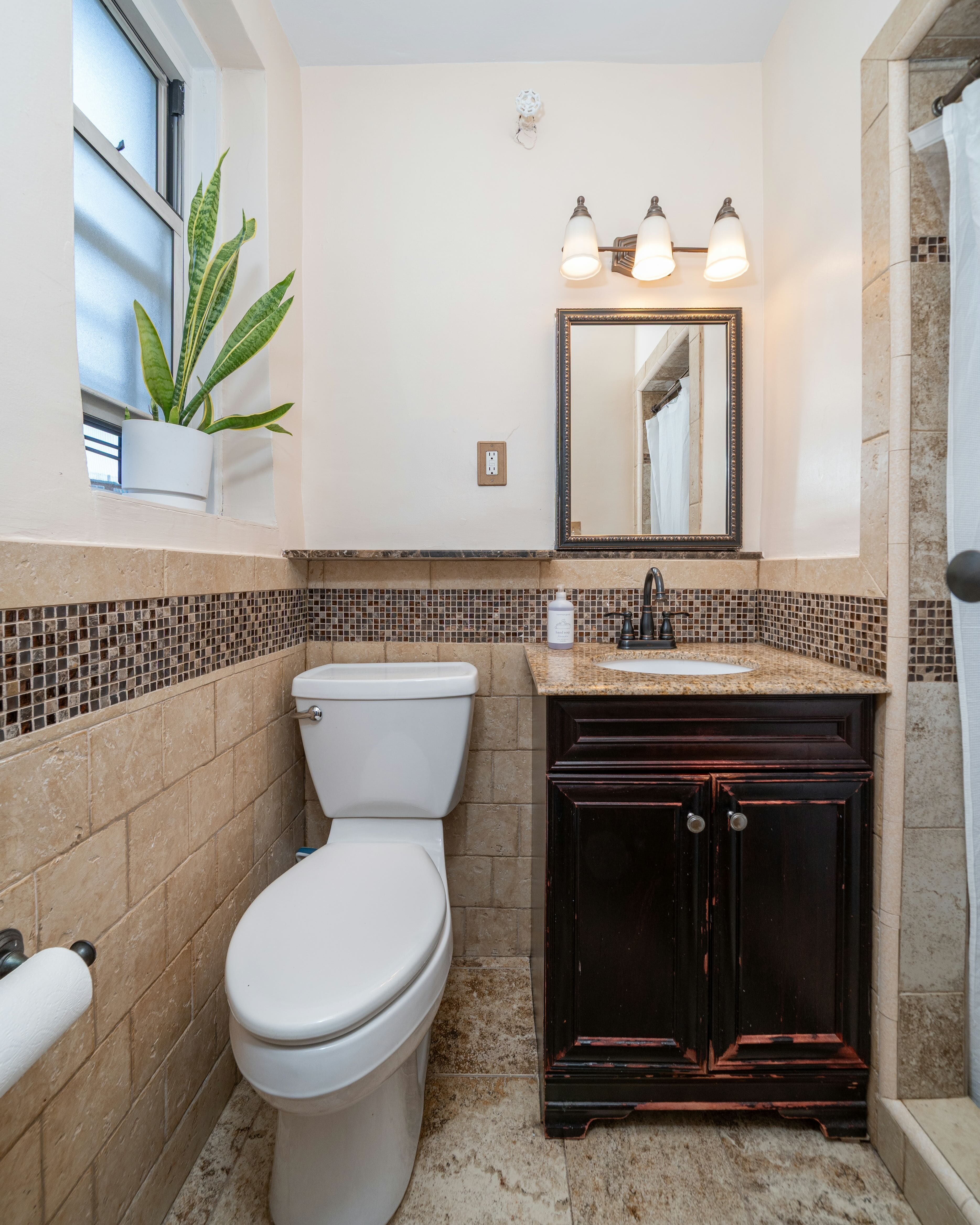 3475 Greystone Avenue, Unit 7B Bronx, NY 10463 - Photo 13 of 17 Gallery Image 13