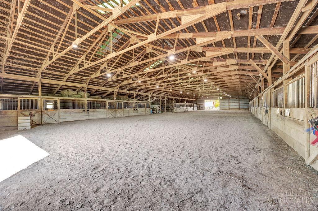 2920 Minton Road Hamilton, OH 45013 - Photo 18 of 39 indoor stables and riding area