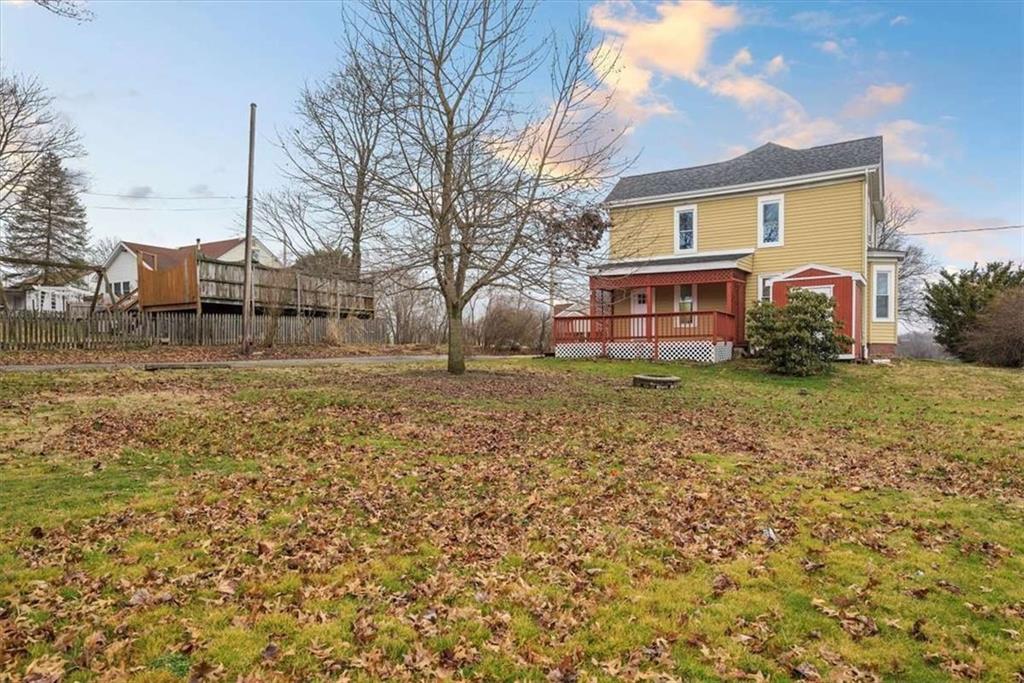1617 West 9th Street Beaver Falls, PA 15010 - Photo 37 of 43 a house view with garden space