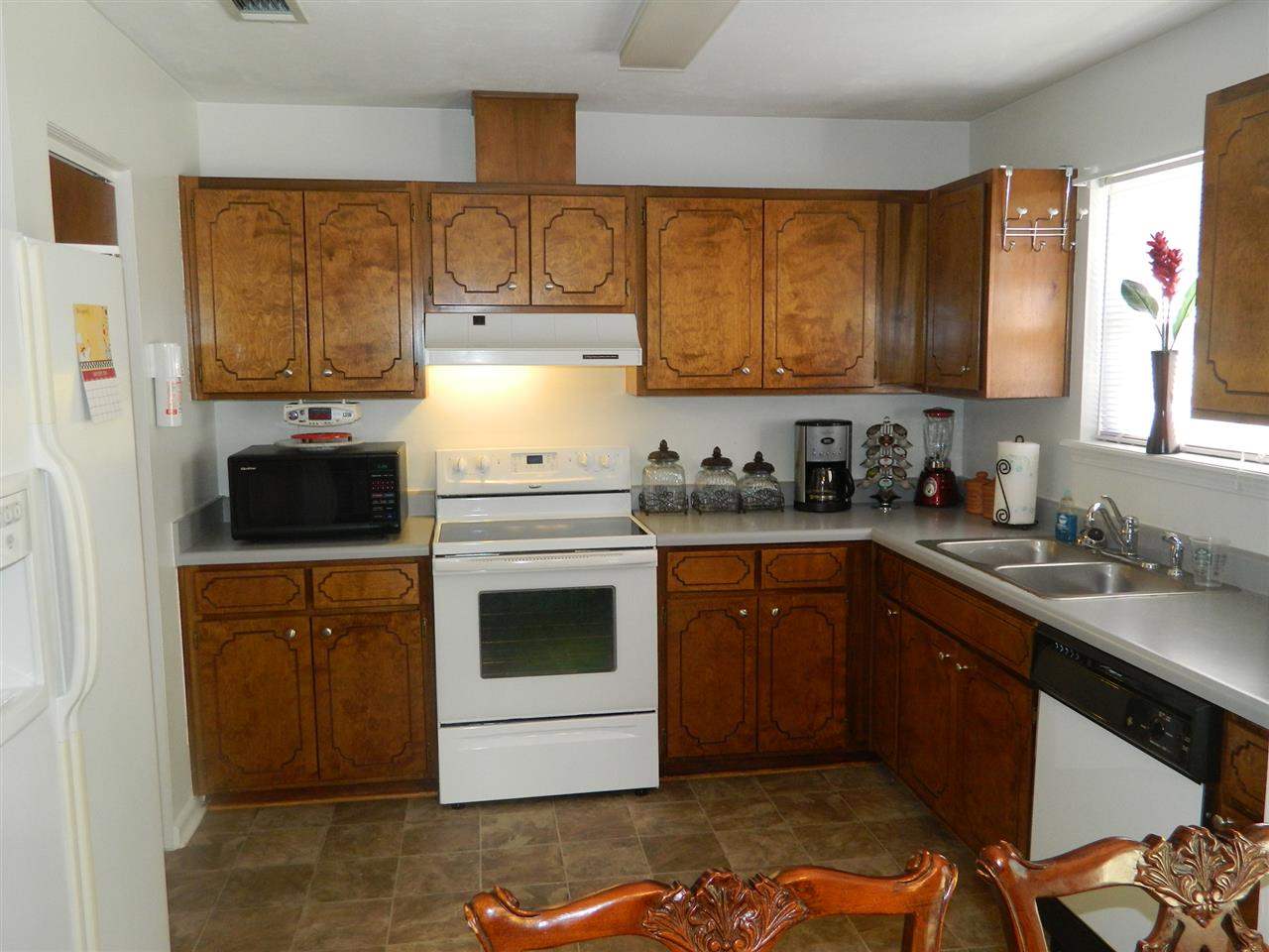 1862 Rodeo Court Tallahassee, FL 32311 - Photo 12 of 20 Gallery Image 12