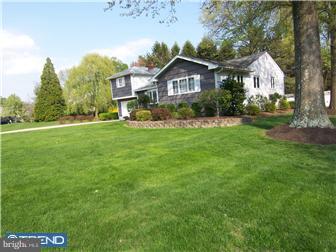 8 Brandon Road West Pennington, NJ 08534 - Photo 1 of 12
