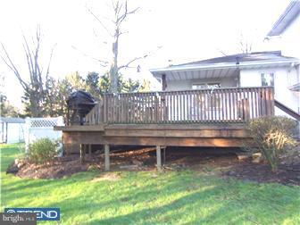 8 Brandon Road West Pennington, NJ 08534 - Photo 11 of 12