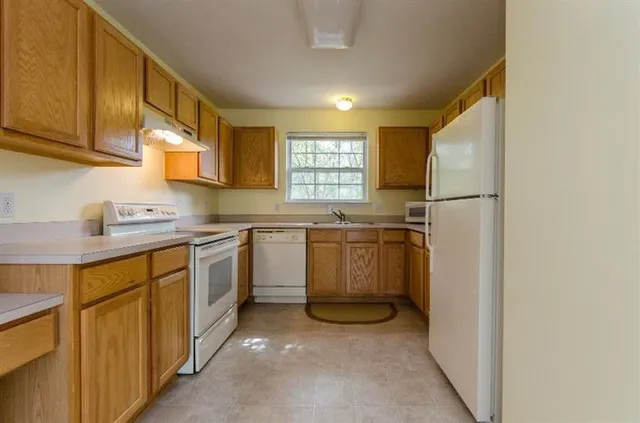 $2,100 | 3099 Promenade Circle, Ann Arbor, MI 48108