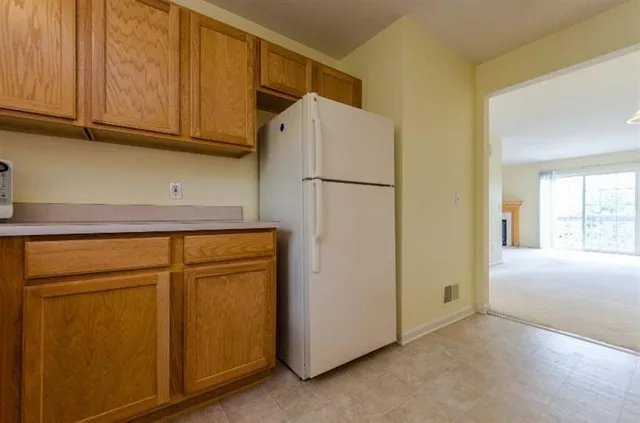 $2,100 | 3099 Promenade Circle, Ann Arbor, MI 48108