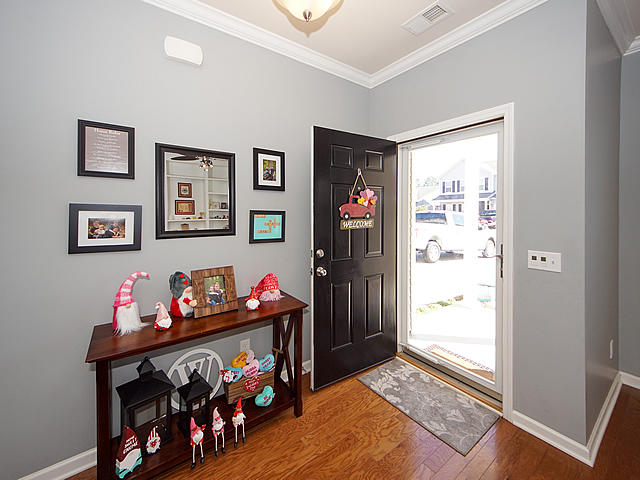 258 Decatur Drive Summerville, SC 29486 - Photo 3 of 40 03