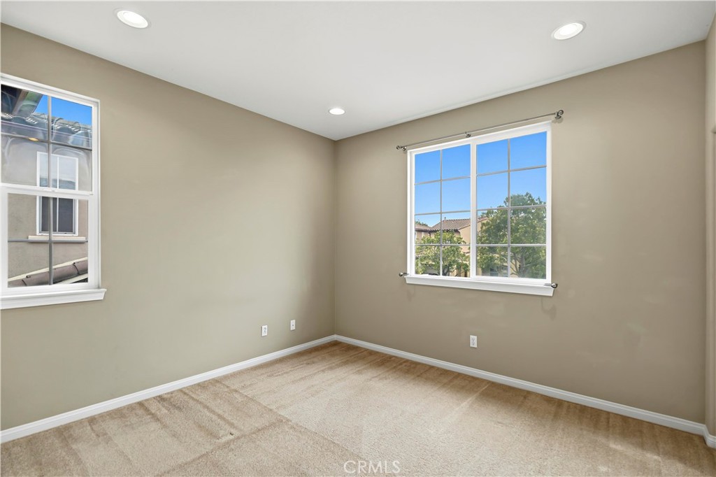 146 Weathervane Irvine, CA 92603 - Photo 21 of 28