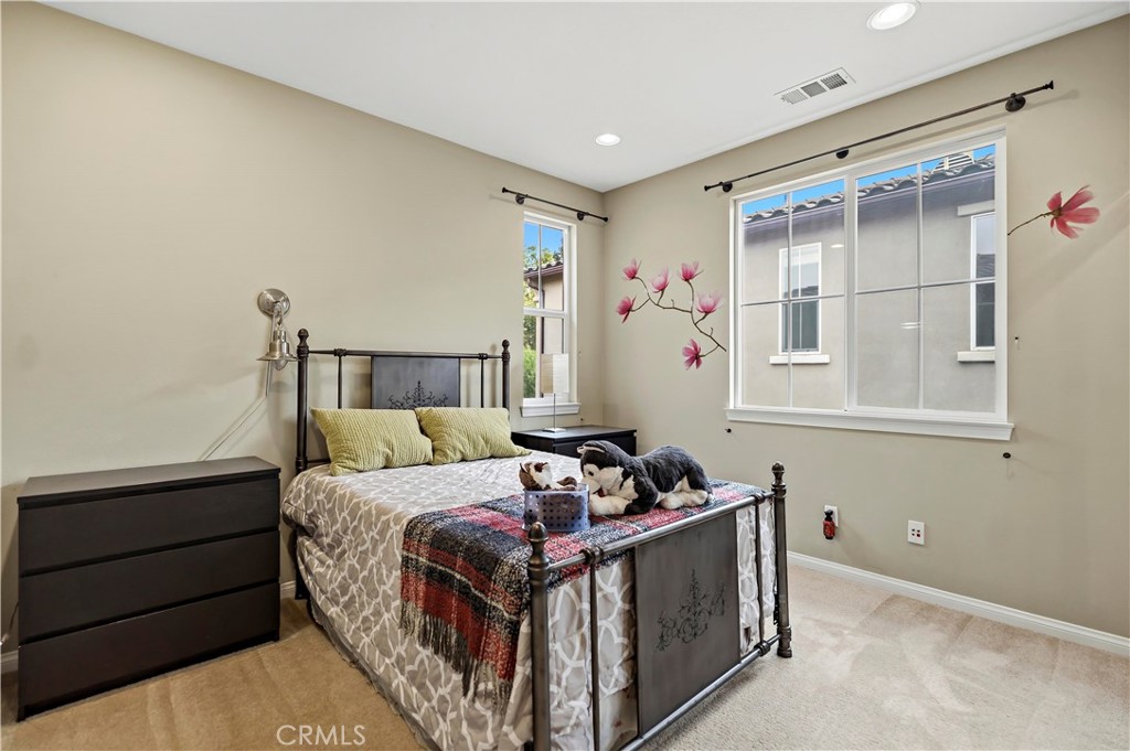 146 Weathervane Irvine, CA 92603 - Photo 22 of 28