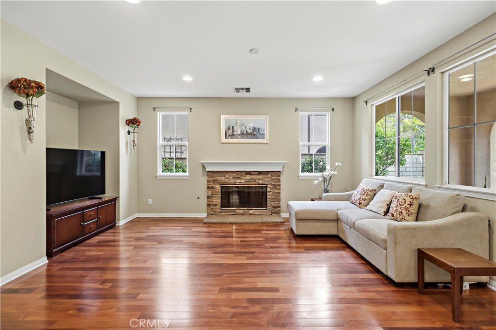 146 Weathervane Irvine, CA 92603 - Photo 9 of 28