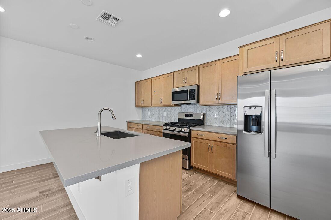 9986 West Piccadilly Road Avondale, AZ 85392 - Photo 11 of 46 9986 W PICCADILLY Road - Ready Now!