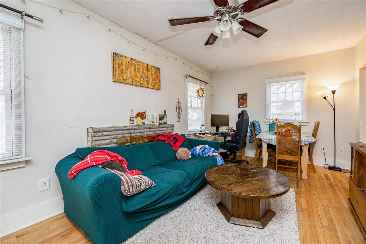 621 Rundell Street Iowa City, IA 52240 - Photo 3 of 16 Gallery Image 3