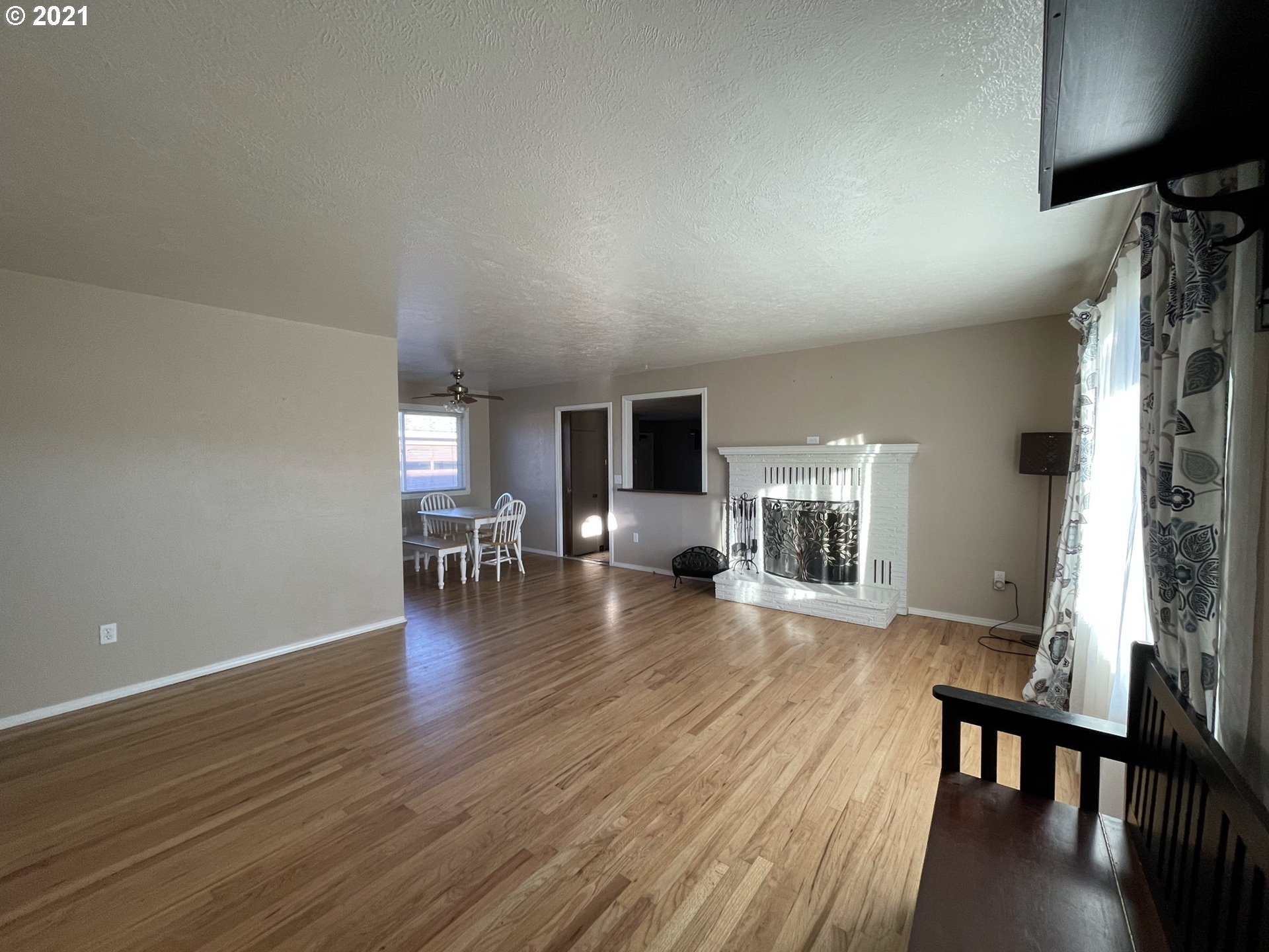 4219 Southwest Kirk Avenue Pendleton, OR 97801 - Photo 5 of 29 Gallery Image 5