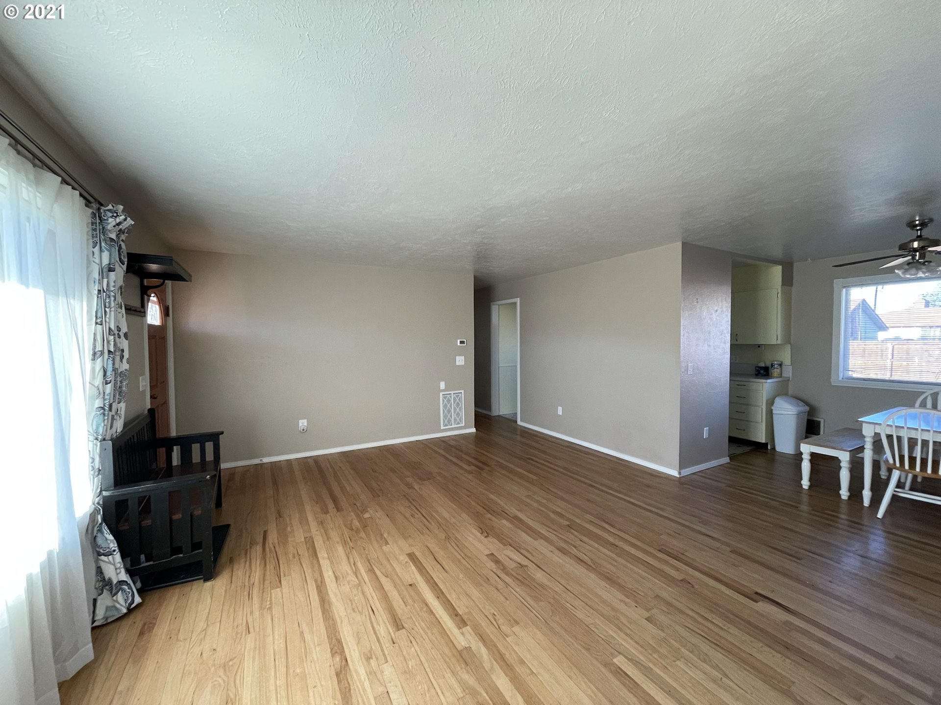 4219 Southwest Kirk Avenue Pendleton, OR 97801 - Photo 7 of 29 Gallery Image 7