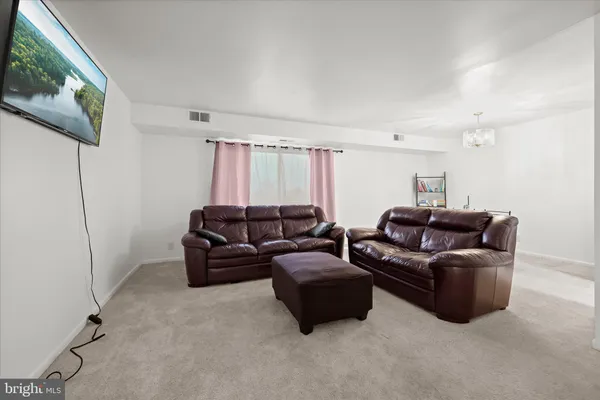 $200,000 | 12001 Old Columbia Pike, Unit 516, Silver Spring, MD 20904