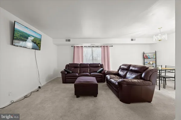 $200,000 | 12001 Old Columbia Pike, Unit 516, Silver Spring, MD 20904
