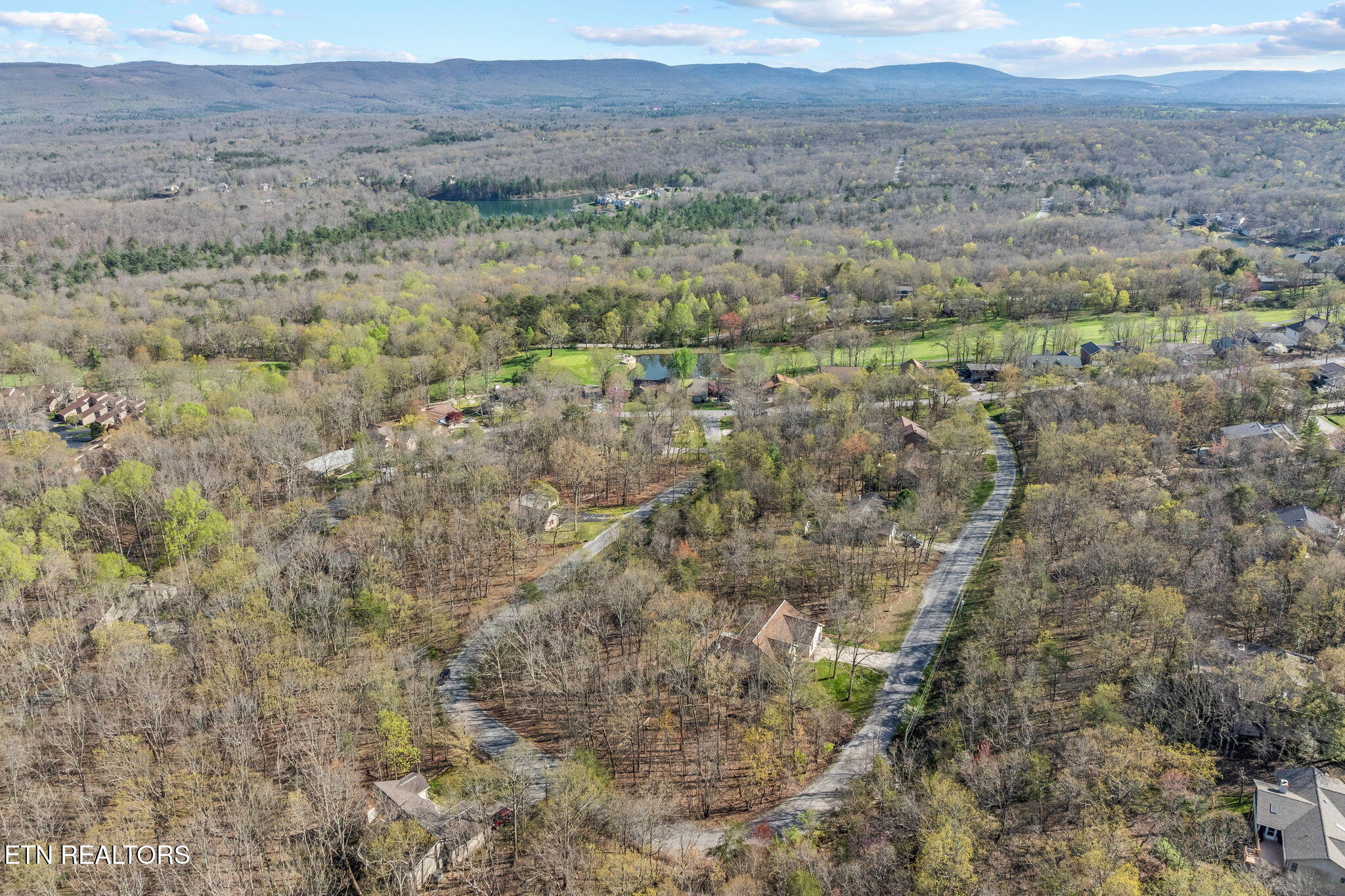 124 Greenbrier Loop Crossville, TN 38558 - Photo 6 of 7 8-124 Greenbrier Loop