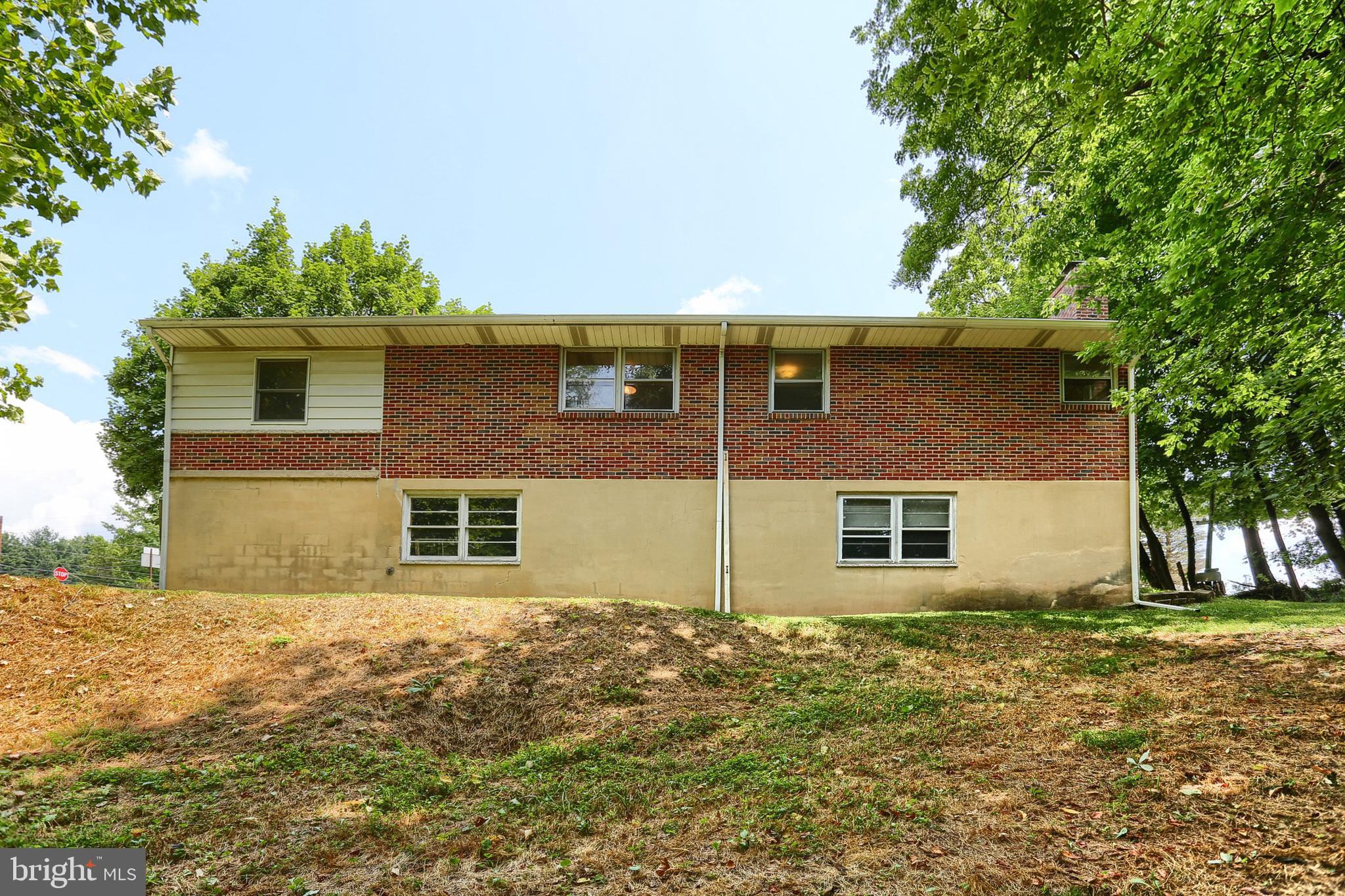 851 Lewisberry Road Lewisberry, PA 17339 - Photo 33 of 41 Raised ranch with private water and sewer