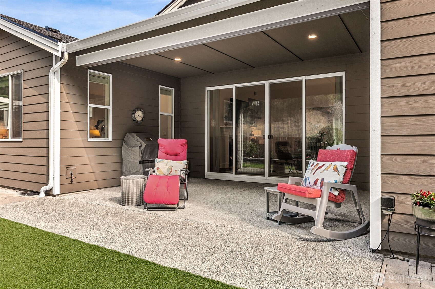 3111 Arrowroot Loop Southeast Olympia, WA 98513 - Photo 18 of 34 a room with furniture and toys