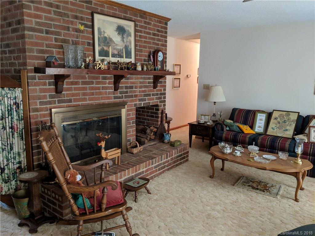 3639 Lake Shore Road South Denver, NC 28037 - Photo 3 of 25 Gallery Image 3