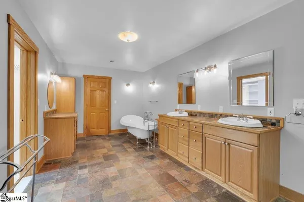 $1,080,000 | 30 Gulf Stream Lane, Salem, SC 29676