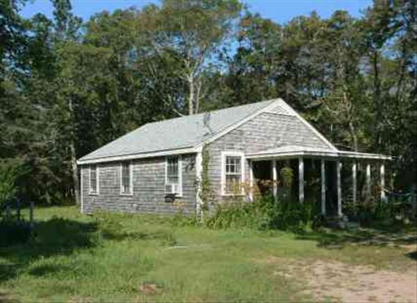 619 West Tisbury/edg Road West Tisbury, MA 02568 - Photo 1 of 1 http://d1qzqeyxiitrap.cloudfront.net/photos/21551/600/0d893b8a.jpg