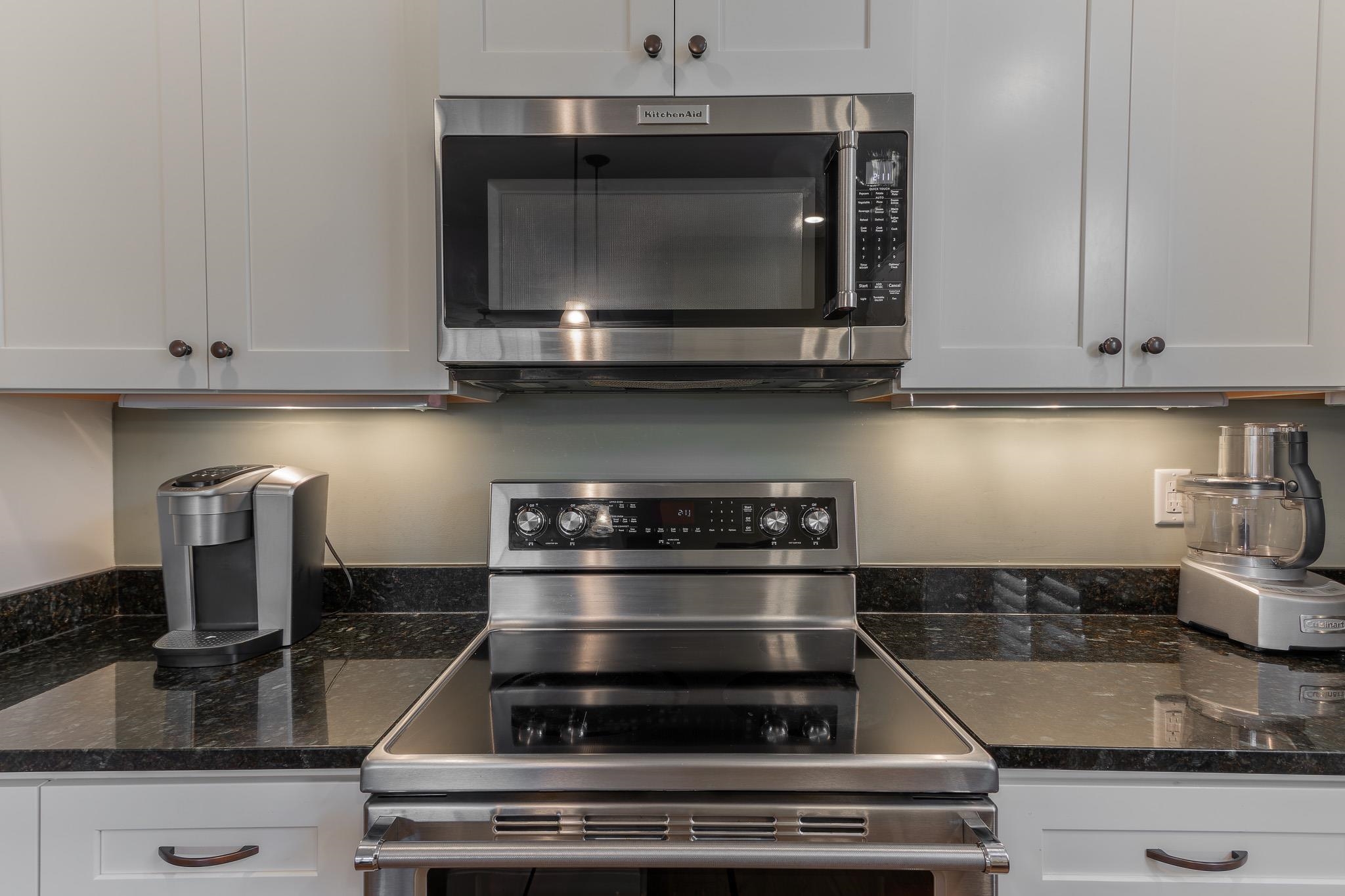 1685 Bald Eagle Circle Harrisonburg, VA 22801 - Photo 22 of 53 a kitchen with granite countertop a stove and a sink