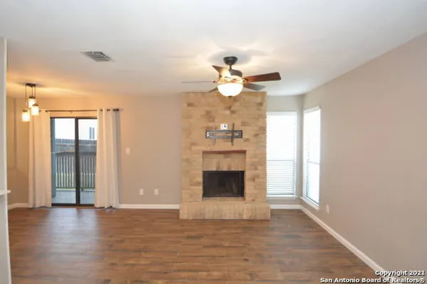 $1,345 | 4839 Brandeis Street, Unit 1111, San Antonio, TX 78249