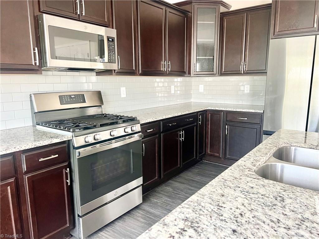 2101 Owls View Lane Colfax, NC 27235 - Photo 6 of 50