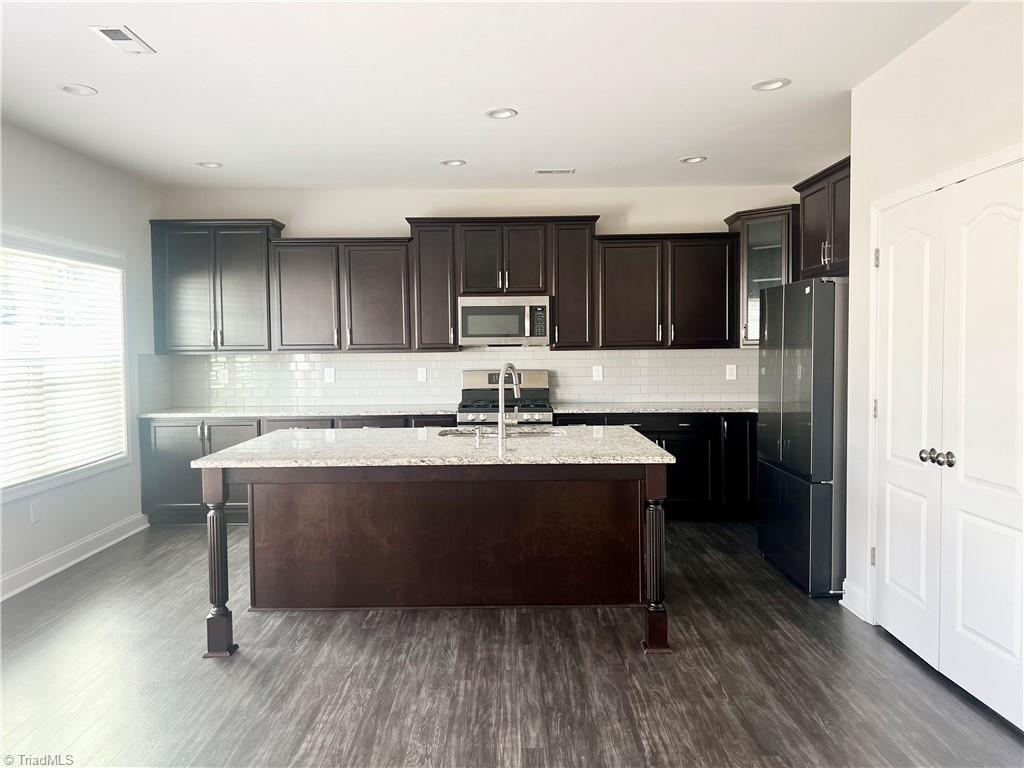 2101 Owls View Lane Colfax, NC 27235 - Photo 7 of 50