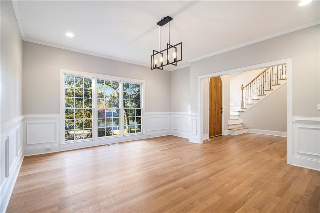 960 Landmark Drive Northeast Atlanta, GA 30342 - Photo 6 of 52