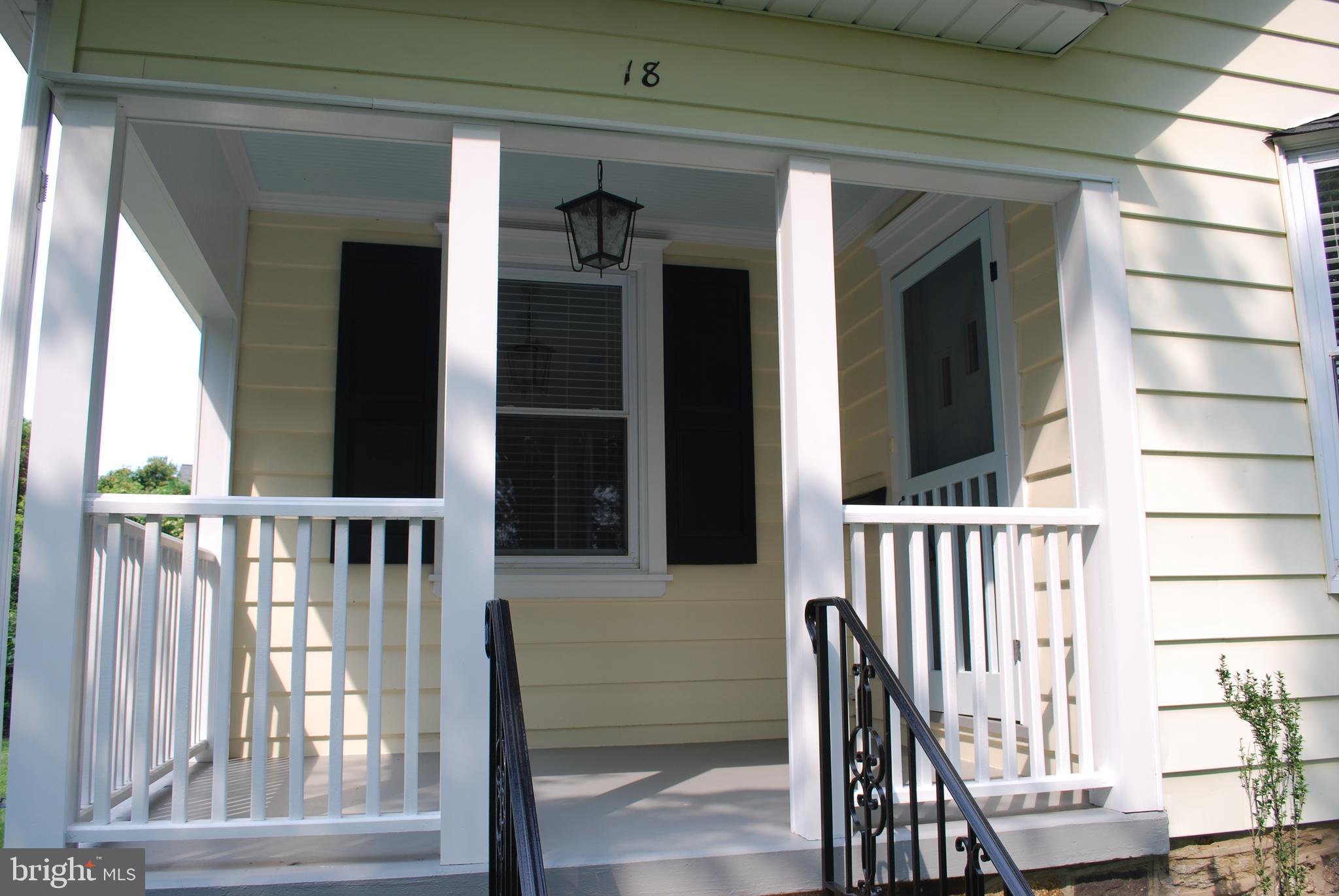 18 Clover Lane Wayne, PA 19087 - Photo 3 of 28 a view of front door