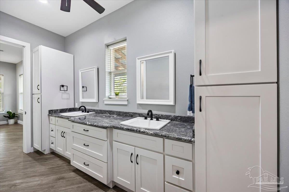 9574 Highway 89 Milton, FL 32570 - Photo 15 of 48