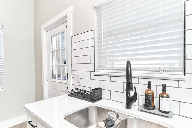 $2,450 | 1435 South Alabama Street, Indianapolis, IN 46225