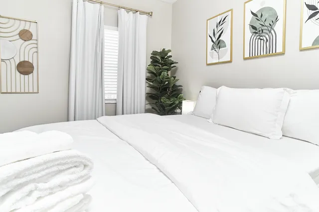 $2,450 | 1435 South Alabama Street, Indianapolis, IN 46225