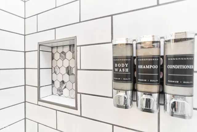 $2,450 | 1435 South Alabama Street, Indianapolis, IN 46225