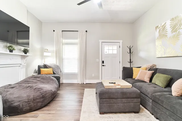 $2,450 | 1435 South Alabama Street, Indianapolis, IN 46225