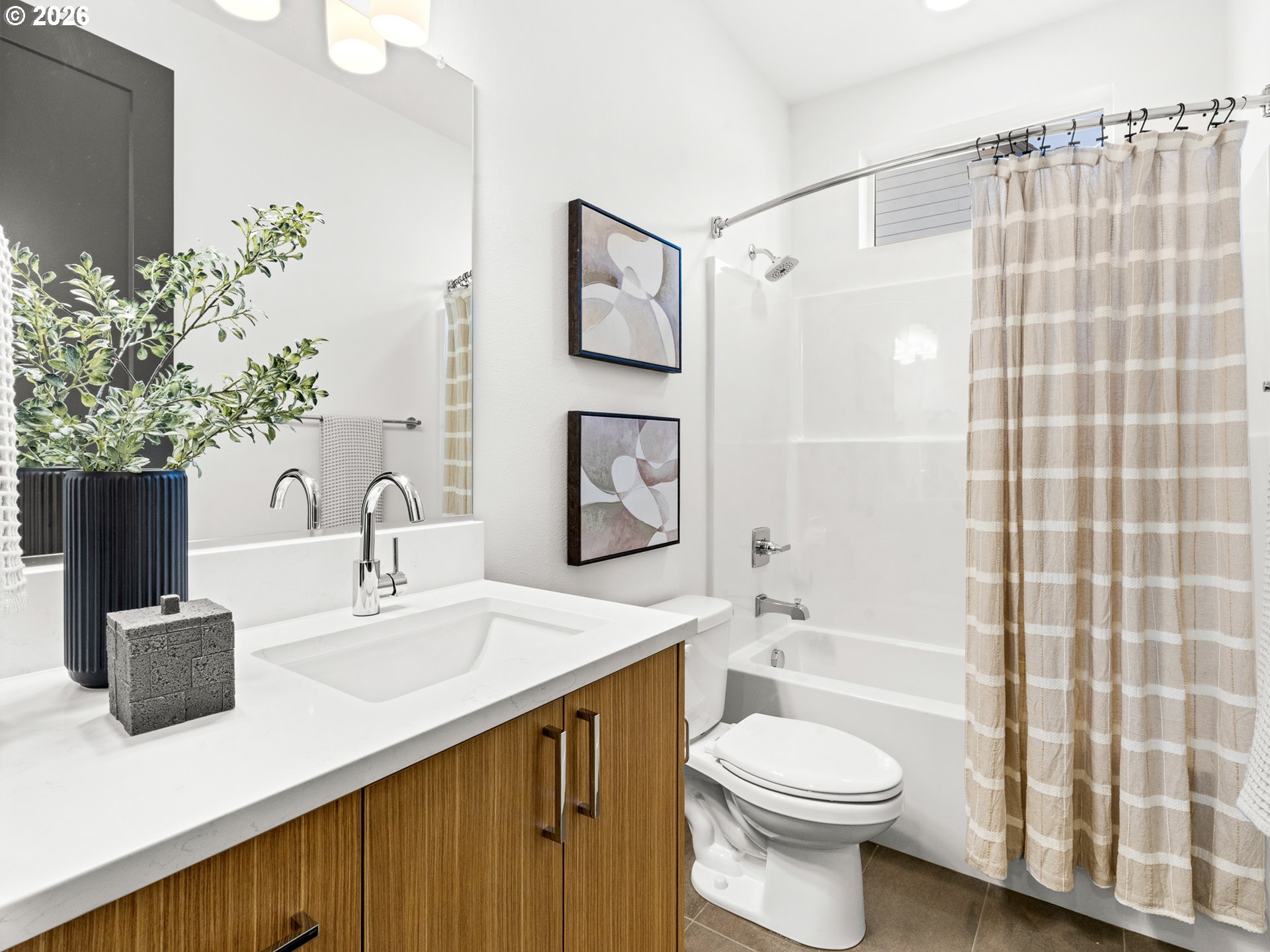 6219 Northeast Stanton Street Portland, OR 97213 - Photo 12 of 16