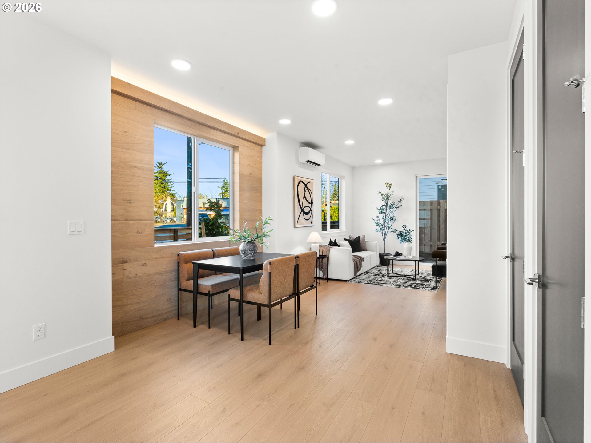 6219 Northeast Stanton Street Portland, OR 97213 - Photo 6 of 16