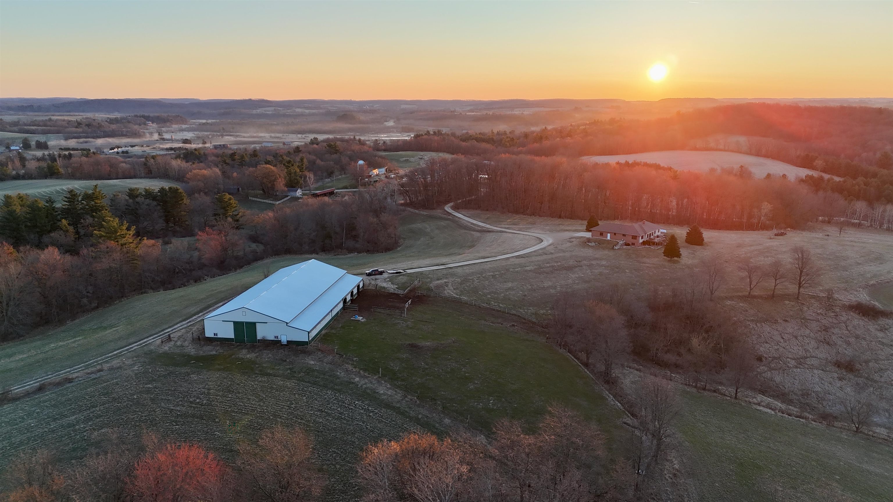 N1503 Raese Road Elroy, WI 53929 - Photo 11 of 69