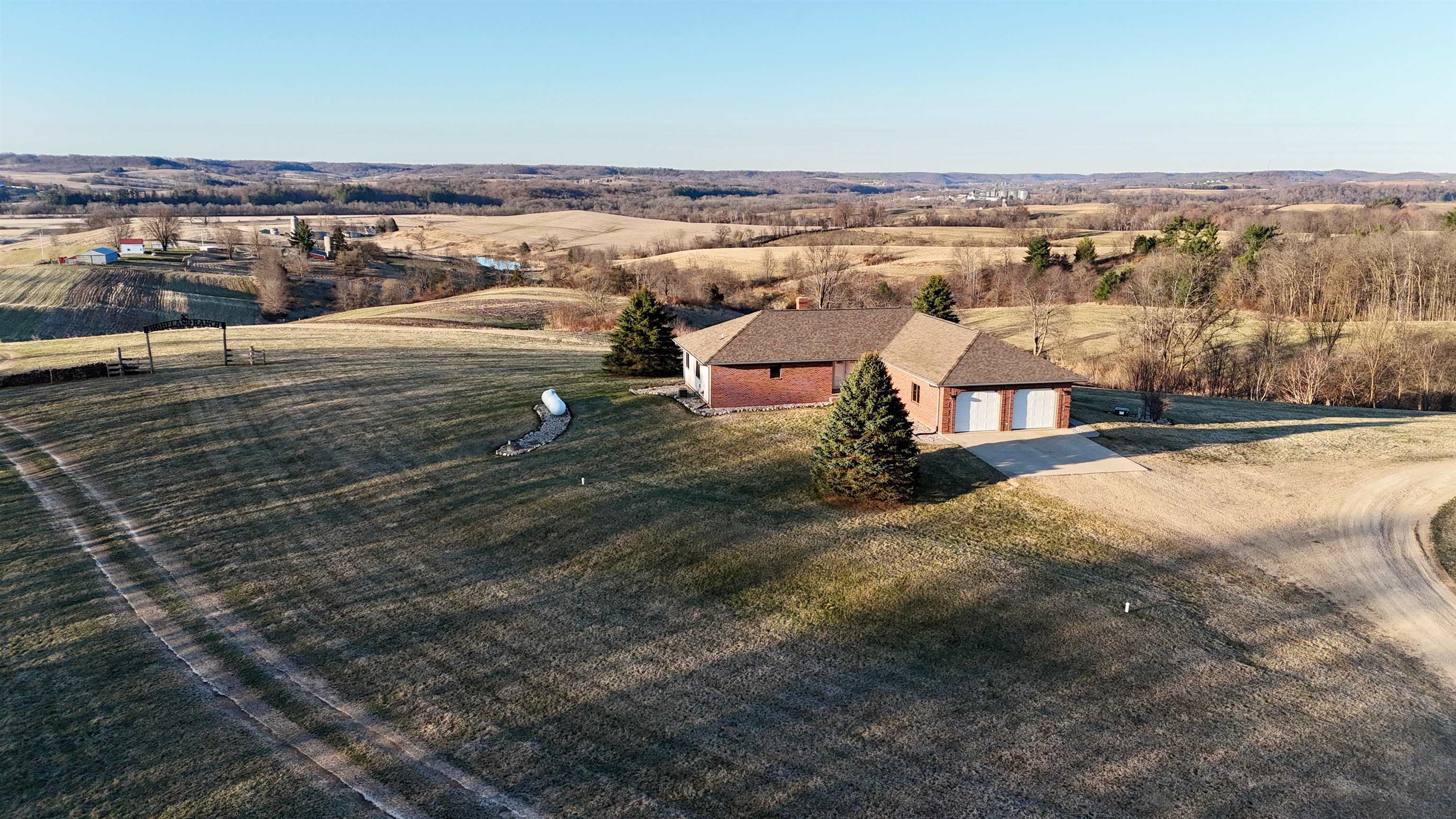 N1503 Raese Road Elroy, WI 53929 - Photo 19 of 69