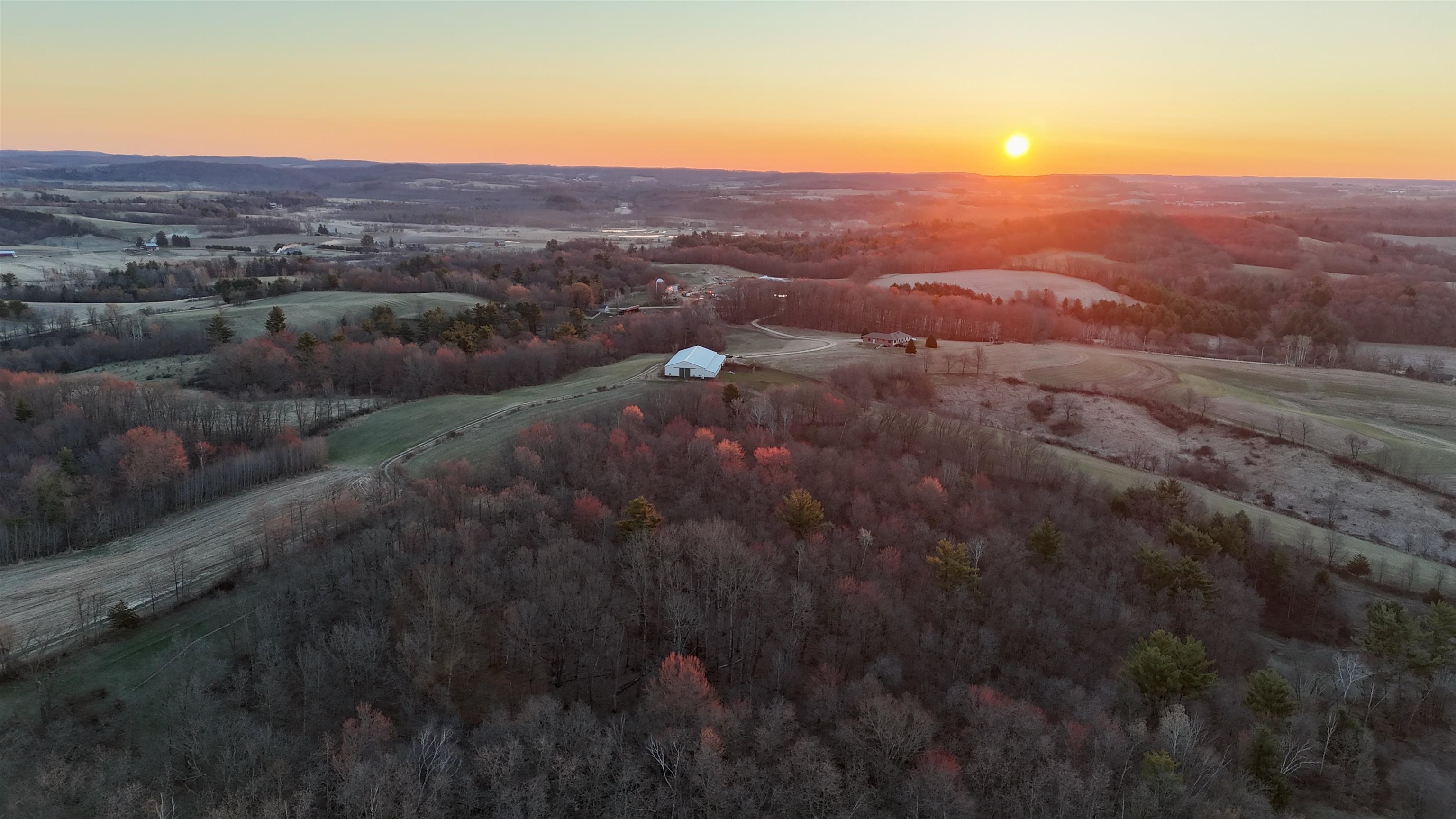 N1503 Raese Road Elroy, WI 53929 - Photo 2 of 69