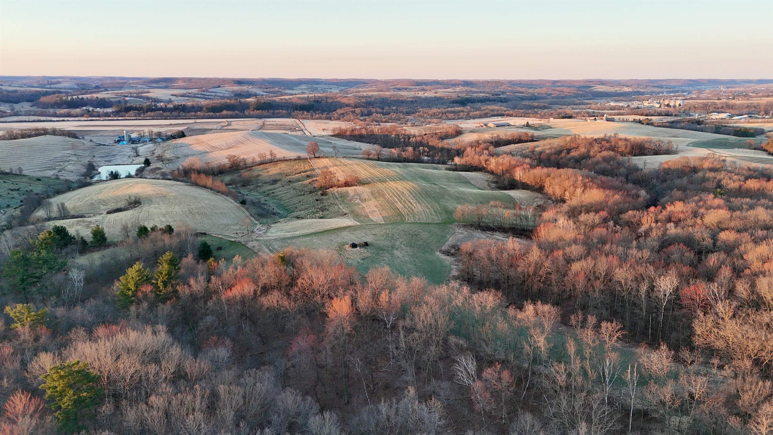 N1503 Raese Road Elroy, WI 53929 - Photo 9 of 69