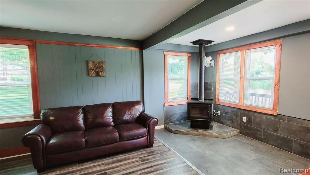 3004 Vreeland Road Trenton, MI 48183 - Photo 18 of 41