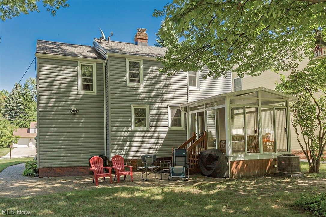 1552 Edgefield Road Lyndhurst, OH 44124 - Photo 30 of 30