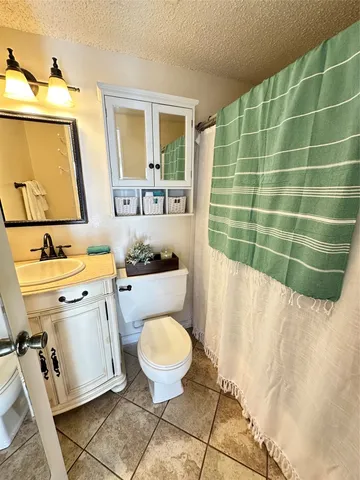 $900 | 5916 Lago Vista Way, Unit B18, Lago Vista, TX 78645