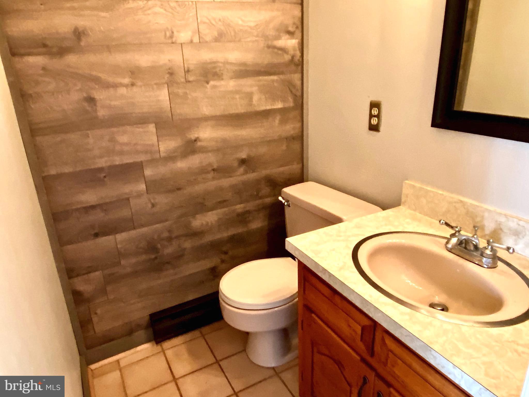 1227 R Woods Road Westminster, MD 21158 - Photo 29 of 68 1st-floor 1/2 bath