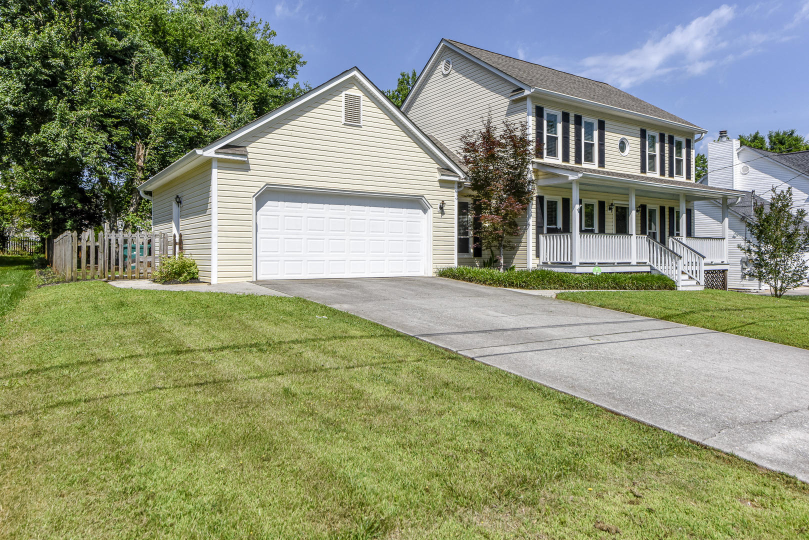 9025 Colchester Ridge Road Knoxville, TN 37922 - Photo 2 of 36 9025 Colchester Ridge Rd