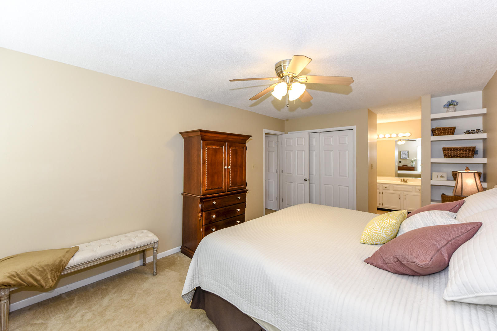 9025 Colchester Ridge Road Knoxville, TN 37922 - Photo 20 of 36 ON SUITE BATH & 2 CLOSETS